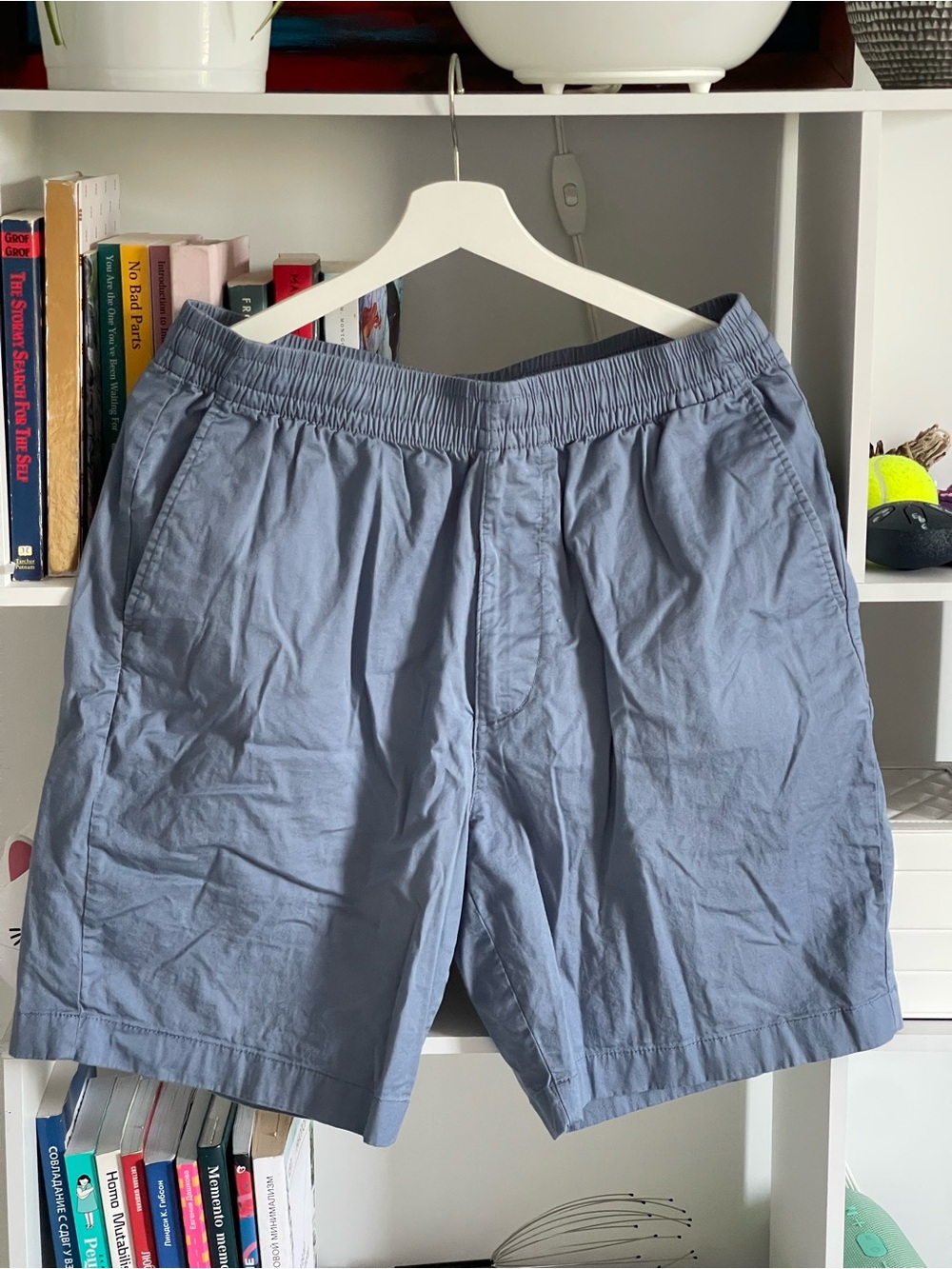 Uniqlo Men's Light Blue Elastic-Waist Casual Shorts